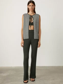 Flash Sale The Dandan Vest Women Vests