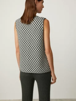 Flash Sale The Dandan Vest Women Vests