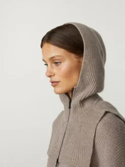 Discount The Kairo Hood Women Hats & Beanies