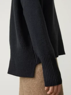 Cheap The Mila Sweater Women Sweaters